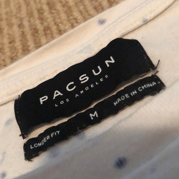 PacSun spotted tee - Picture 2 of 2